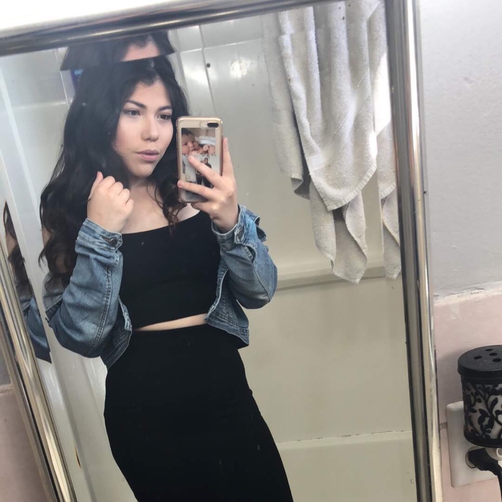 Meet your Posher, Jaqueline